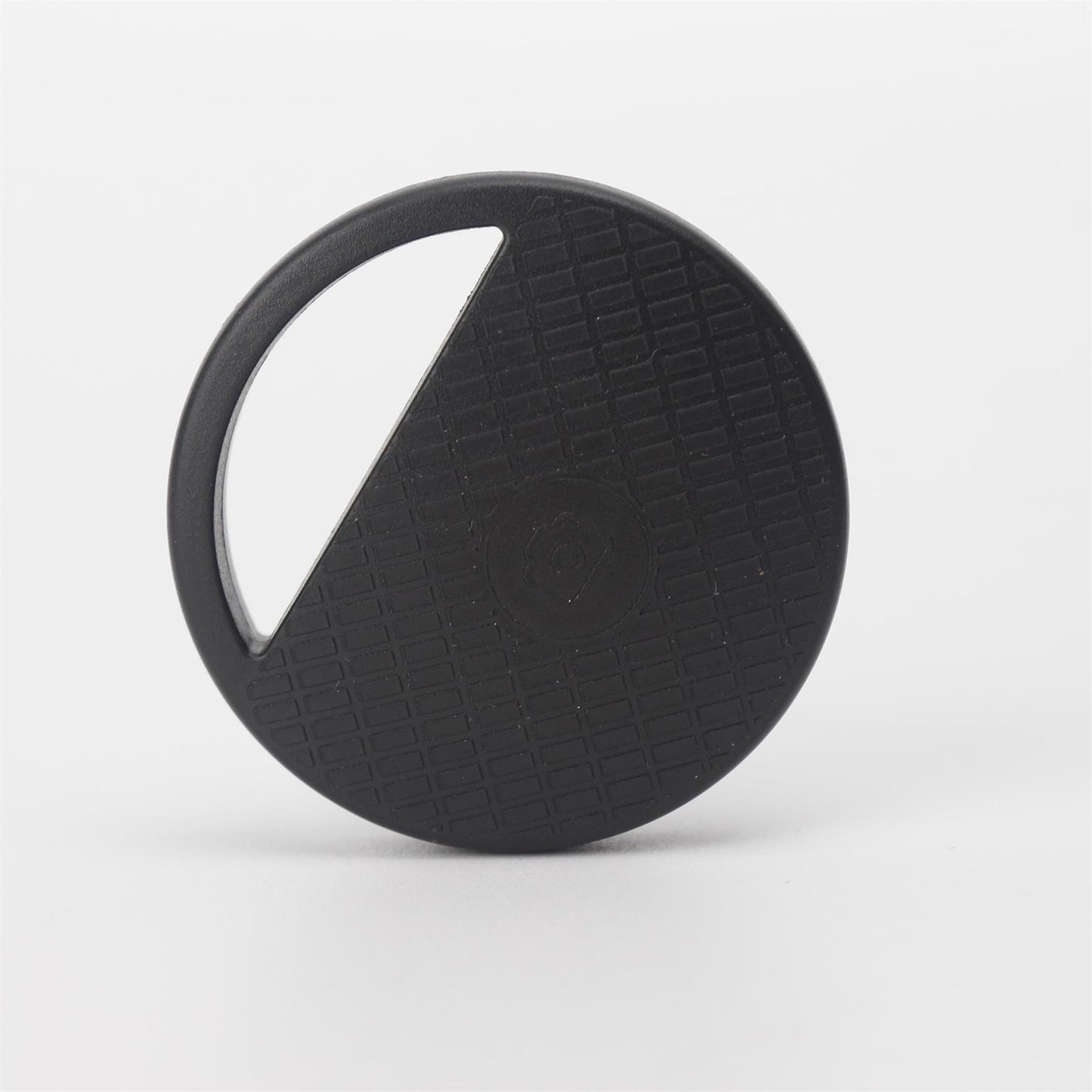 Round Bluetooth Tracker Prevents Loss Of Mobile Phone